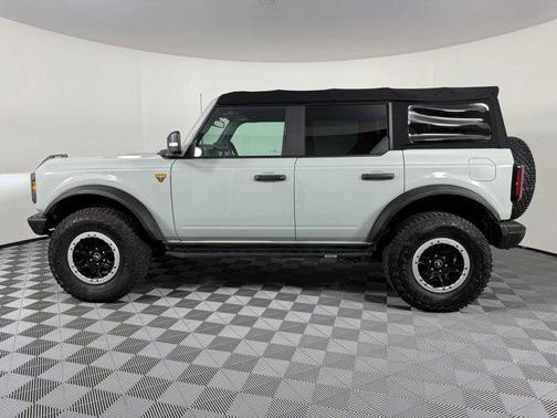 2021 Ford Bronco Badlands