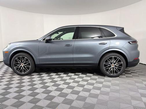 Vanadium Grey Metallic 2026 Porsche Cayenne Cayenne