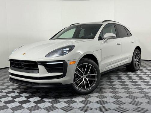 2026 Porsche Macan AWD