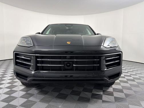Chromite Black Metallic 2026 Porsche Cayenne Cayenne