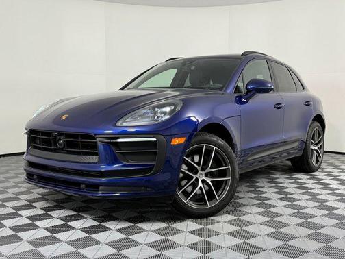 2025 Porsche Macan AWD