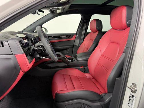 2026 Porsche Cayenne GTS