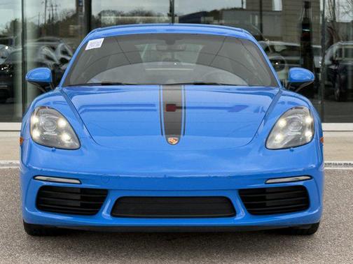 2025 Porsche 718 Cayman Style Edition