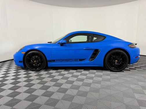 2025 Porsche 718 Cayman Style Edition