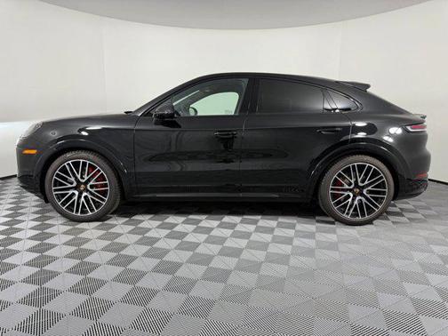 2026 Porsche Cayenne GTS
