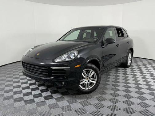 2017 Porsche Cayenne Platinum Edition