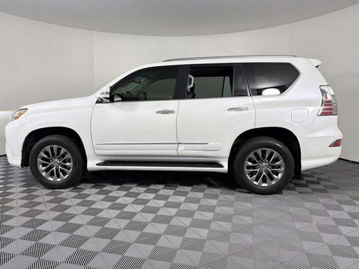 Starfire Pearl 2019 Lexus GX 460 Luxury
