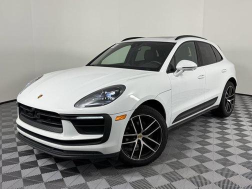 2024 Porsche Macan Base