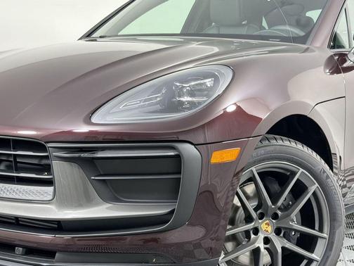 Copper Ruby Metallic 2026 Porsche Macan T