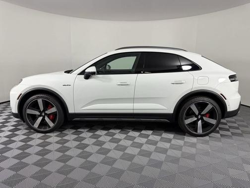 White 2025 Porsche Macan Macan Electric 4S