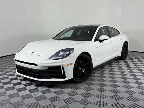 2025 Porsche Panamera RWD