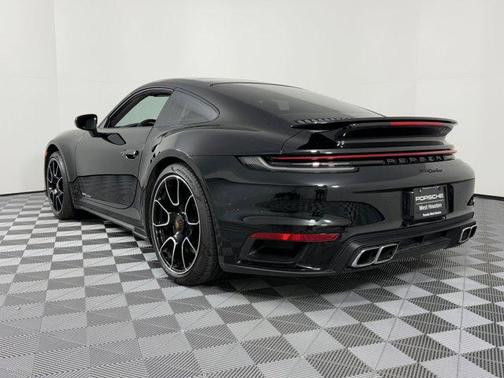 2022 Porsche 911 Turbo
