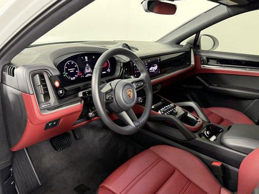 2024 Porsche Cayenne Coupe