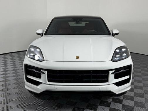 2024 Porsche Cayenne Coupe