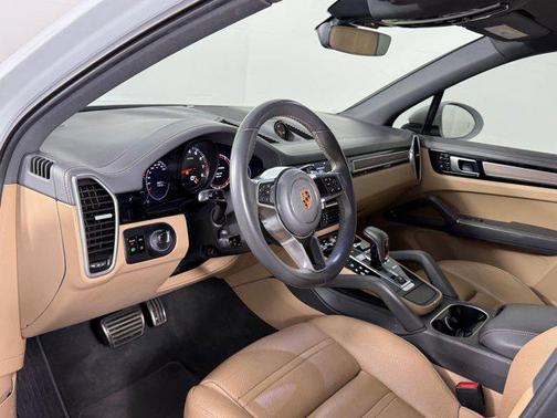 2020 Porsche Cayenne S