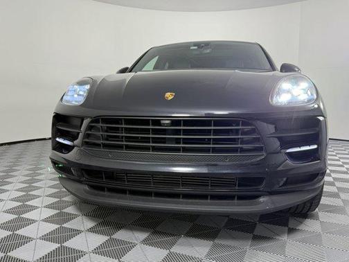 2021 Porsche Macan AWD