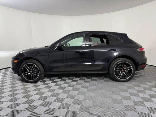 2021 Porsche Macan AWD