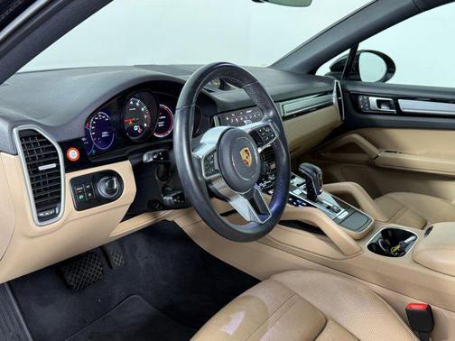 2022 Porsche Cayenne Platinum Edition