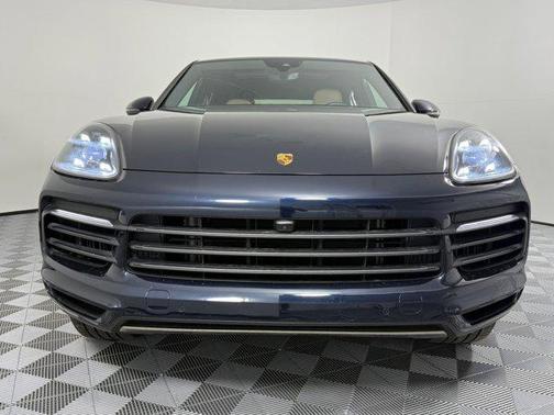 2022 Porsche Cayenne Platinum Edition