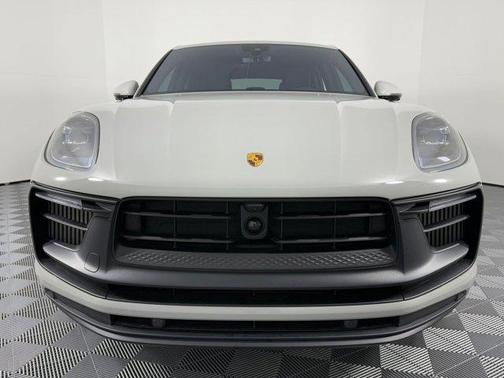 2025 Porsche Macan GTS