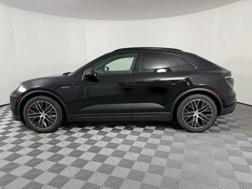 2025 Porsche Macan Electric