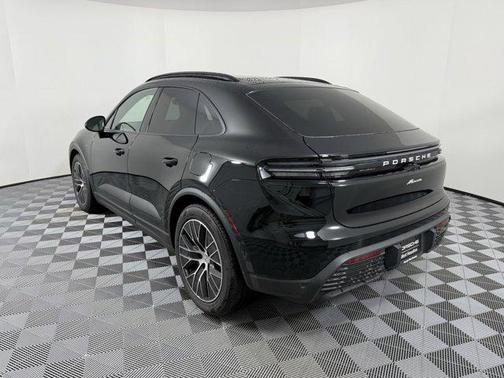 2025 Porsche Macan Electric