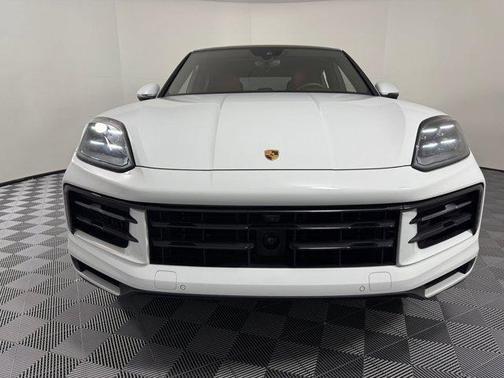 2024 Porsche Cayenne S