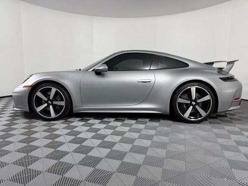 2026 Porsche 911 Carrera