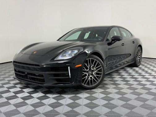 2025 Porsche Panamera RWD