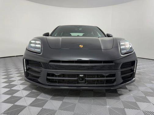 2025 Porsche Panamera RWD