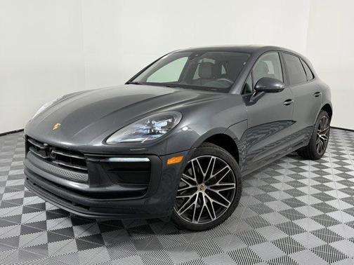 2024 Porsche Macan Base