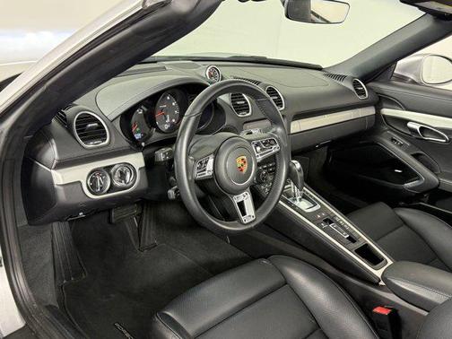 2024 Porsche 718 Boxster Roadster