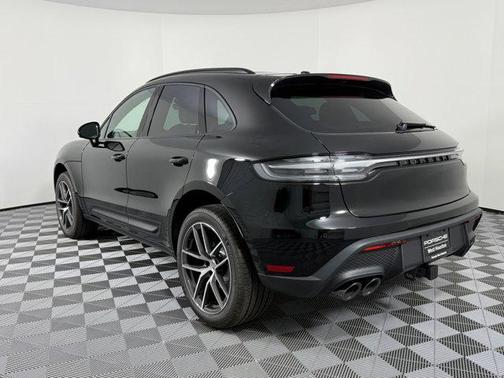 2026 Porsche Macan AWD