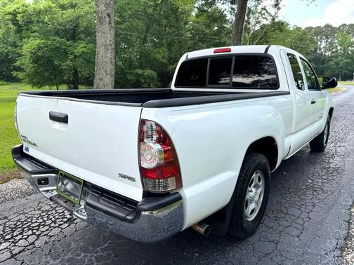 2013 Toyota Tacoma Base