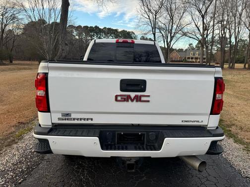 2017 GMC Sierra 2500 Denali