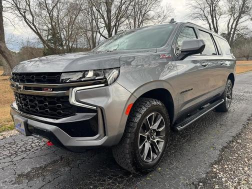 2022 Chevrolet Suburban 4WD Z71