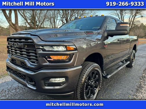 2025 RAM 2500 Big Horn Crew Cab 4x4 6'4' Box