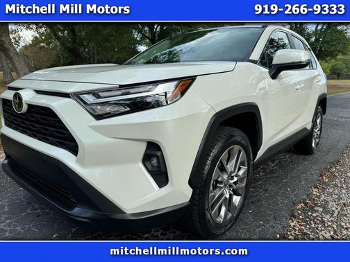 2022 Toyota RAV4 XLE Premium