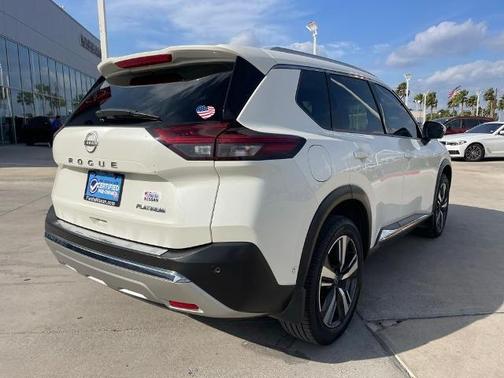 White 2023 Nissan Rogue Platinum