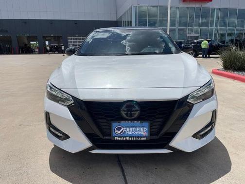 White 2023 Nissan Sentra SR