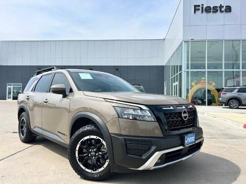 2023 Nissan Pathfinder Rock Creek