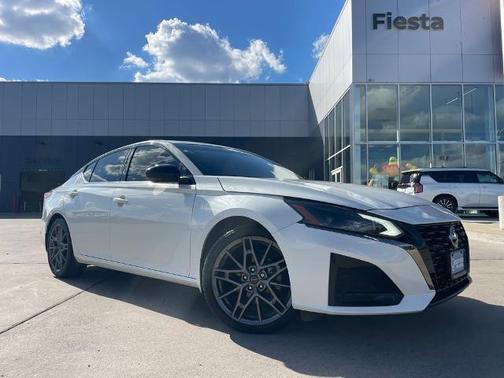 2024 Nissan Altima 2.0 SR