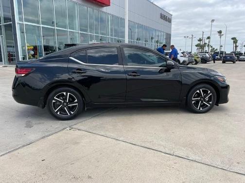 Black 2024 Nissan Sentra SV