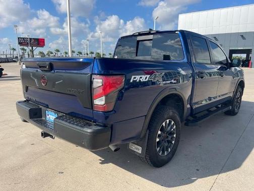 2024 Nissan Titan PRO-4X