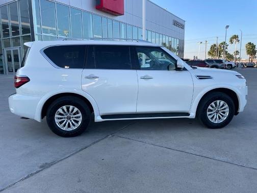 2024 Nissan Armada SV
