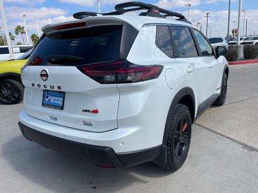 2025 Nissan Rogue Rock Creek