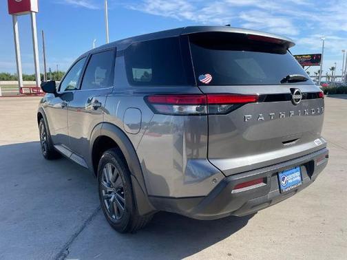 Gun Metallic 2024 Nissan Pathfinder S