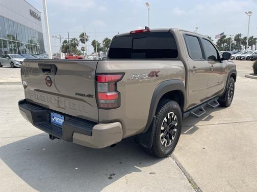 2023 Nissan Frontier PRO-4X