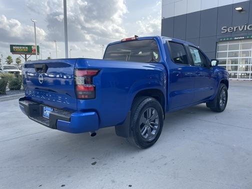 2025 Nissan Frontier SV