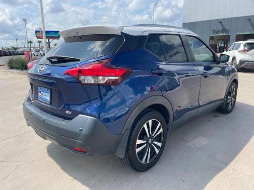 2020 Nissan Kicks SV